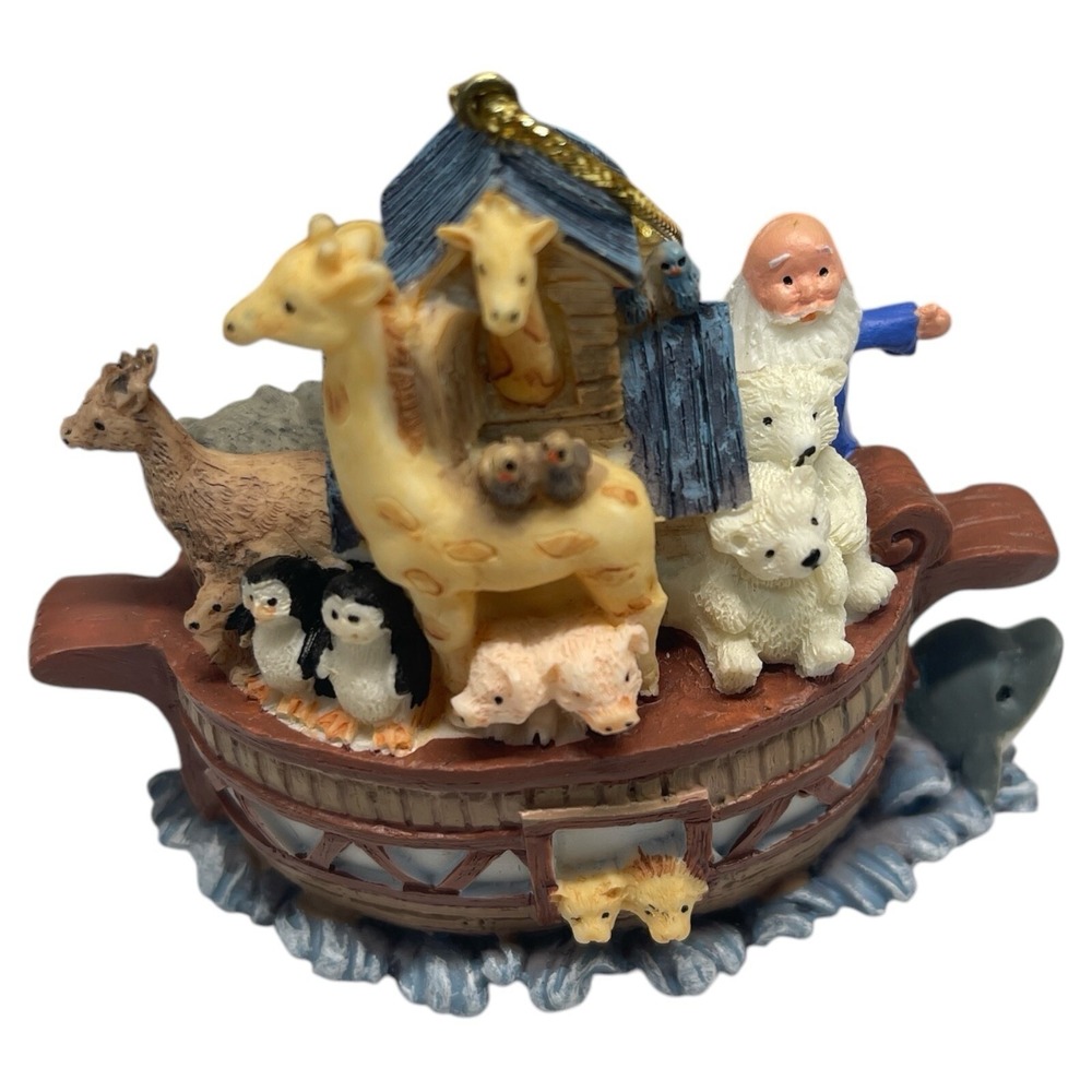 Vintage‎ Avon 2001 Noah's Ark Ornament In Box